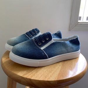 Women’s Dark Denim Casual Shoes